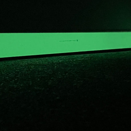 Bild zu Leuchtdichtemessung von Low Location Lighting Systemen